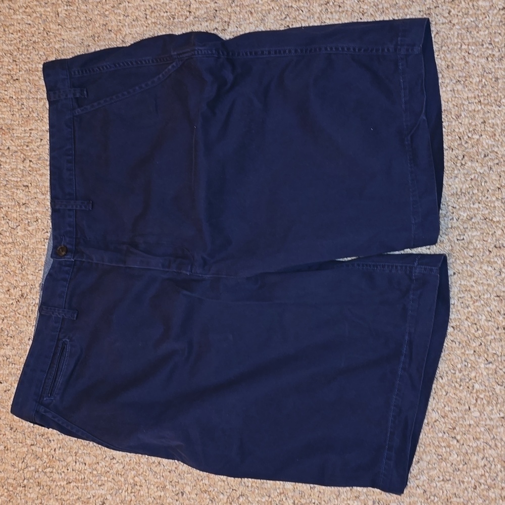 Men's Polo Ralph Lauren Flat front shorts size 44